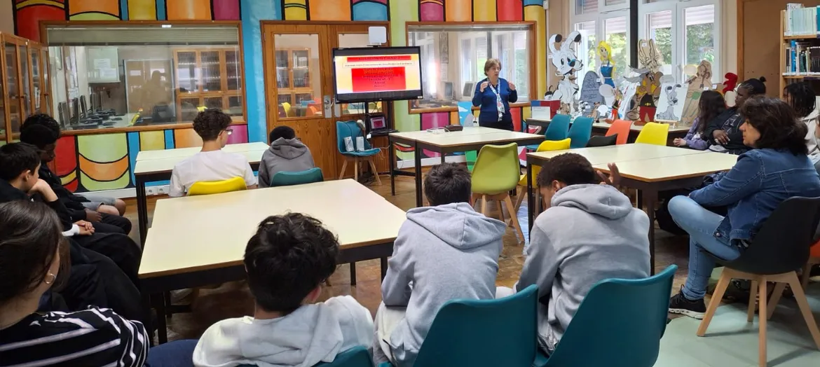 AADIC sensibiliza alunos do 8º ano da Escola Stuart Carvalhais